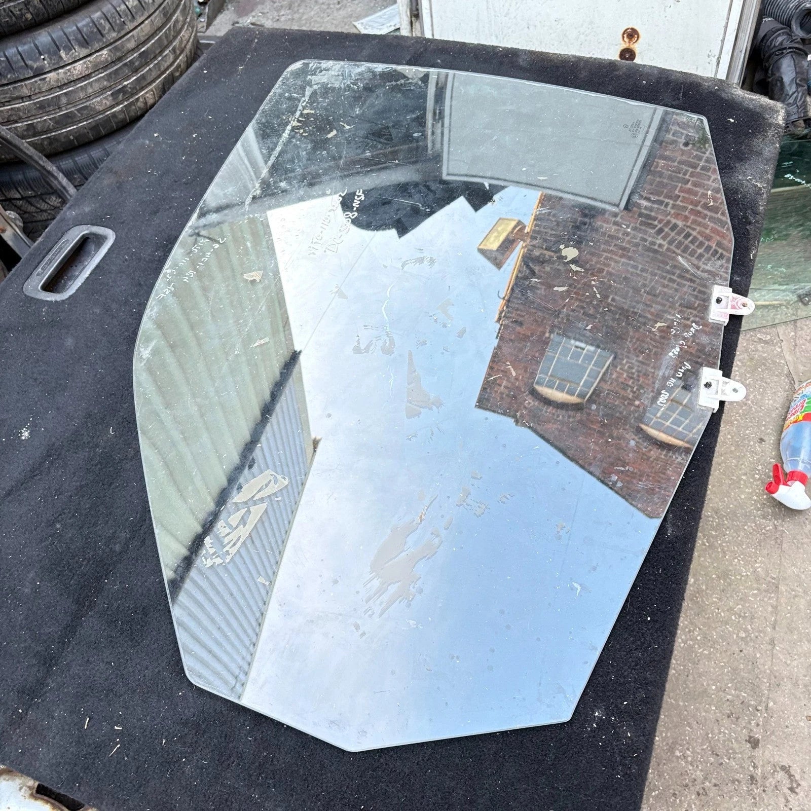 Mercedes Vito W638 96-03 Front Left Passenger Door Window Drop Glass 43R-000981