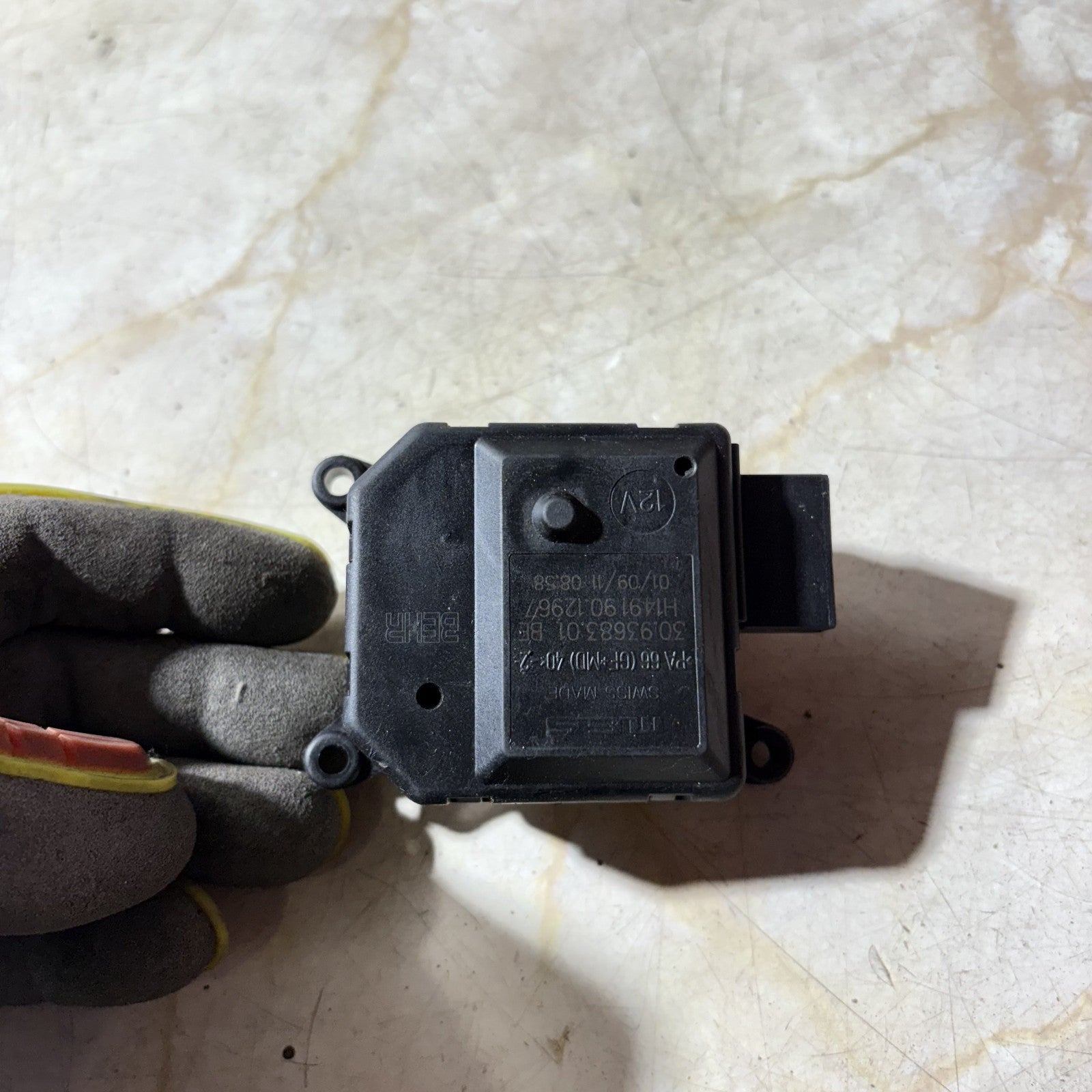 SKODA FABIA 2011 Air Flap Motor H14919012967