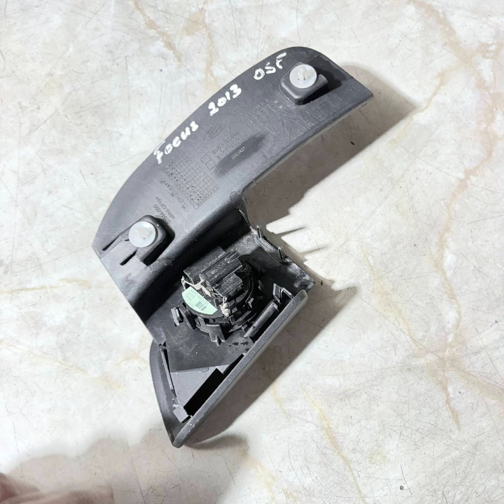 Ford Focus MK3 Front Right Driver Door Tweeter Speaker Trim BM51-18O862-A 2013