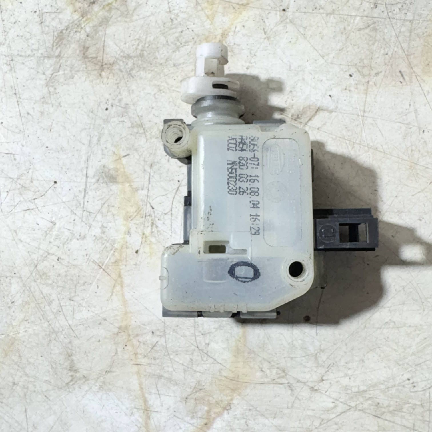 Smart Forfour W454 Fuel Filler Door Actuator Lock A4548200326