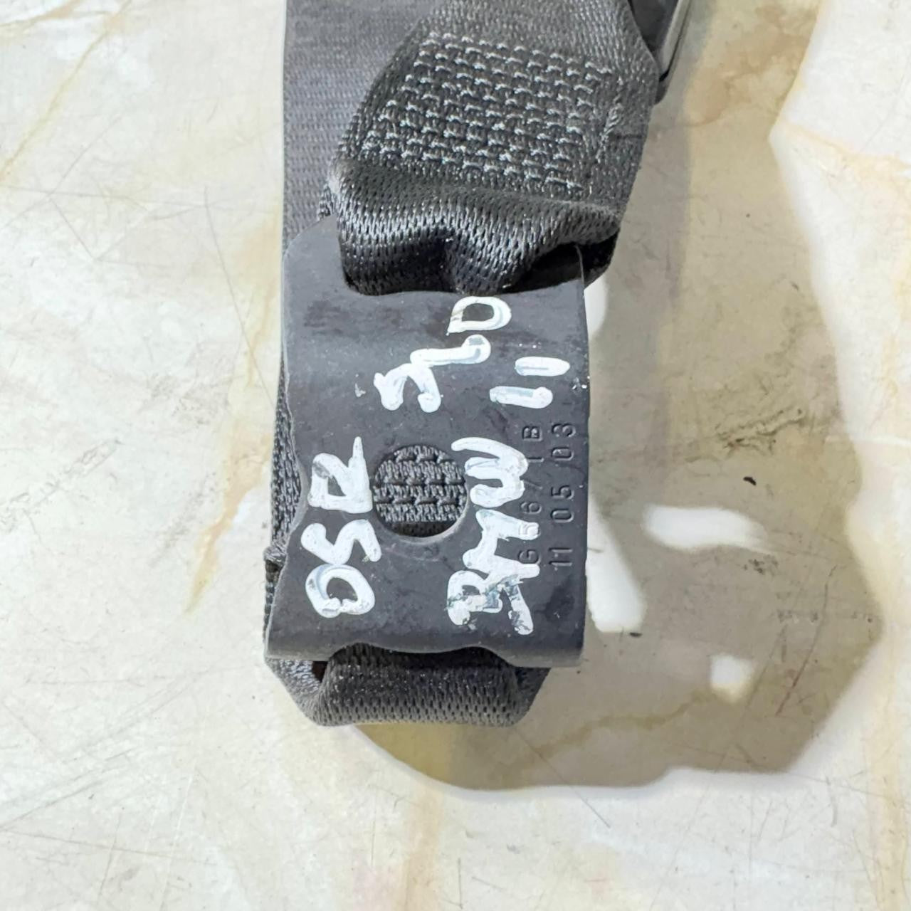 2009-2016 BMW 3 SERIES REAR RIGHT & CENTER 2ND SECOND ROW SEAT BELT BUCKLE