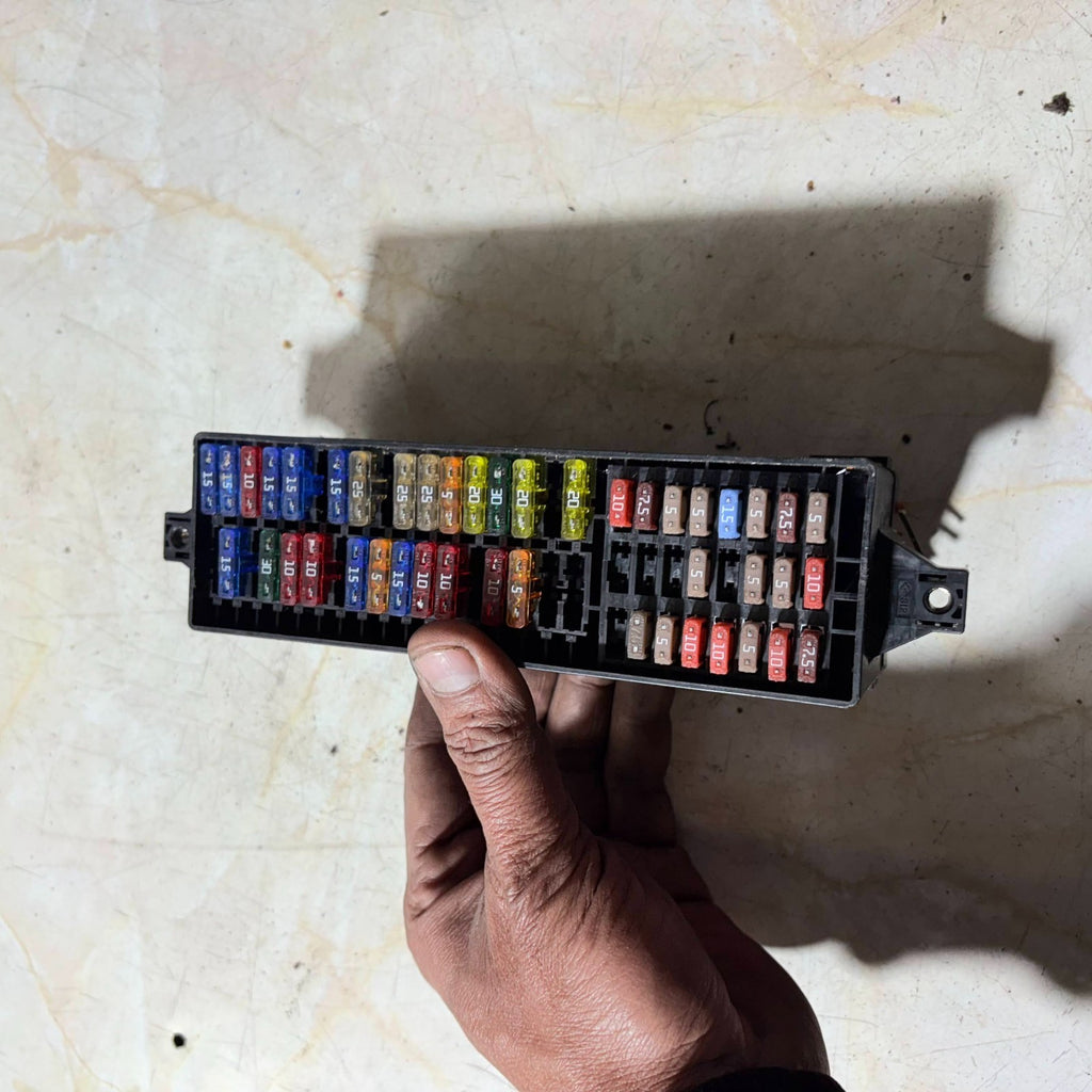 SEAT IBIZA 2008-2017 INTERNAL FUSE BOX/FUSEBOX