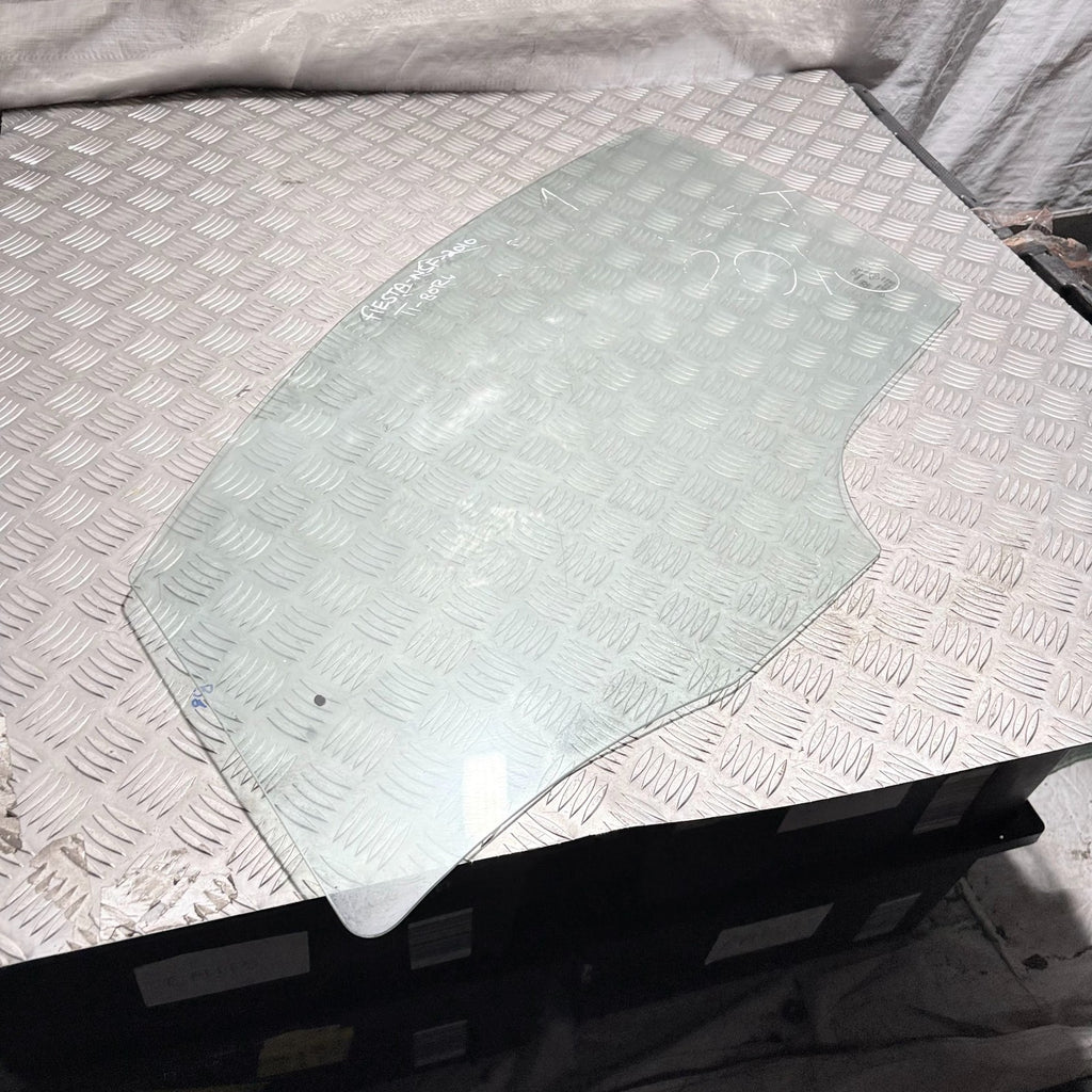 FORD FIESTA 2010 LEFT FRONT PASSENGER SIDE DOOR GLASS