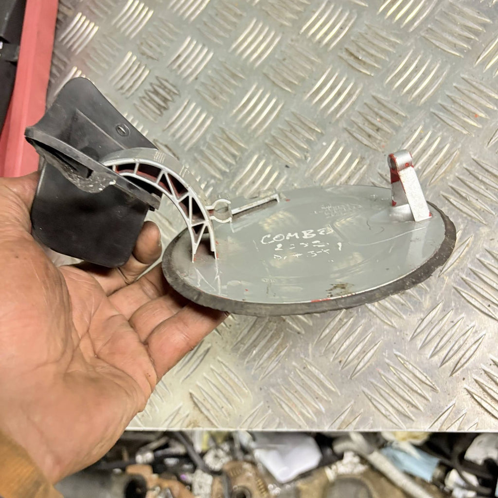 VAUXHALL OPEL COMBO C FUEL FLAP DIESEL DOOR COVER LID 9166522 2003
