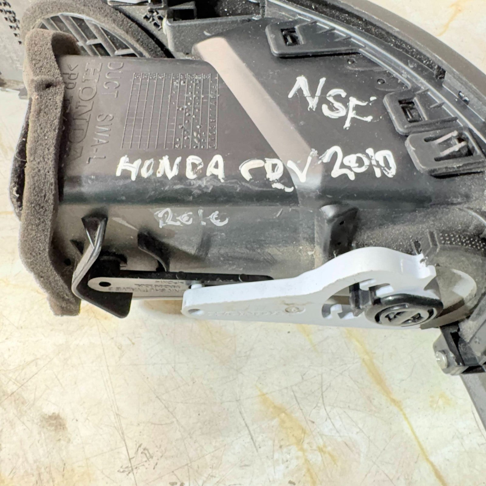 HONDA CR-V 2007-2012 DASHBOARD AIR VENT GRILL LEFT SIDE 77630-SWW-E020-M1