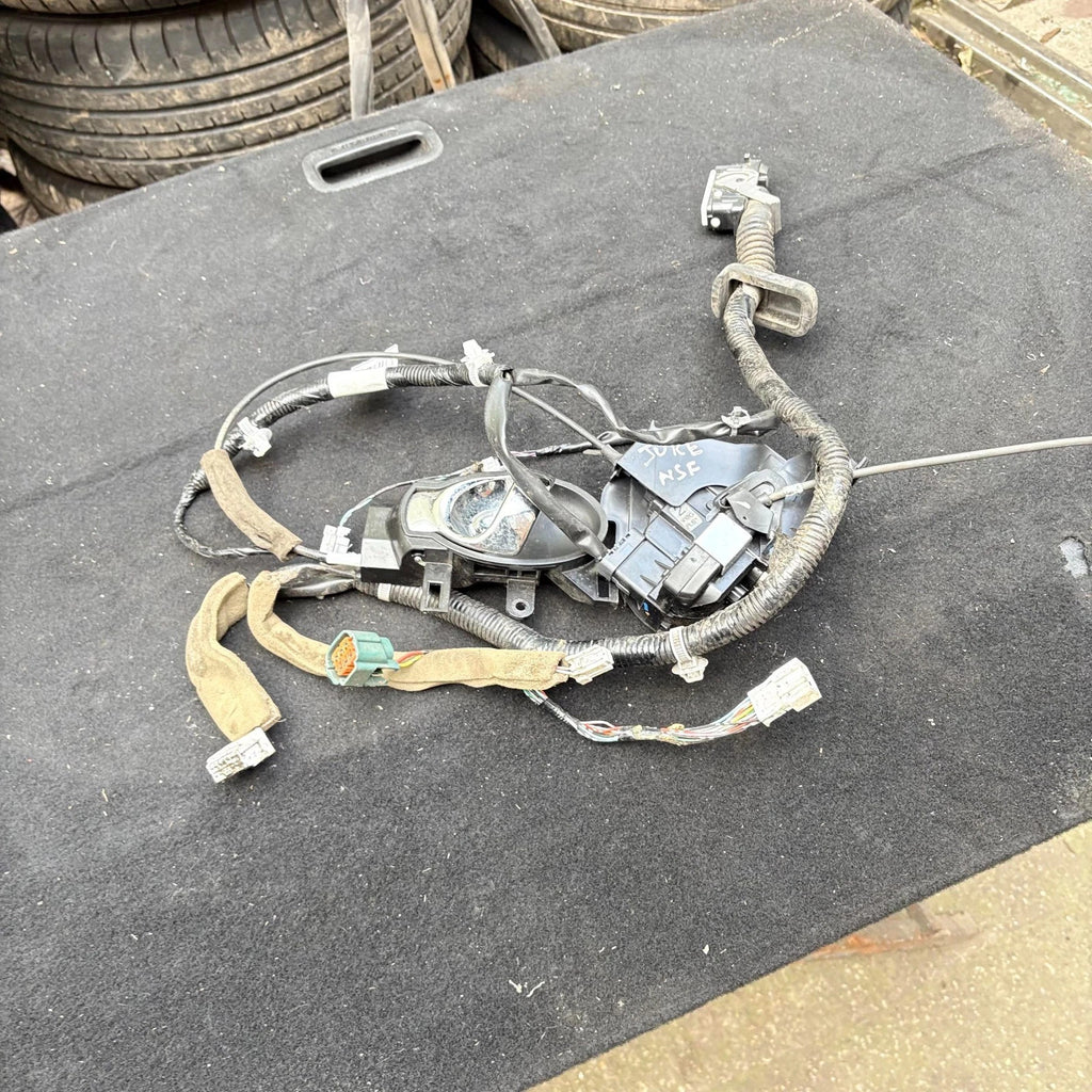 Nissan Juke F15 2010-2019 Front Left Passenger Door Wiring Loom Lock & Handle