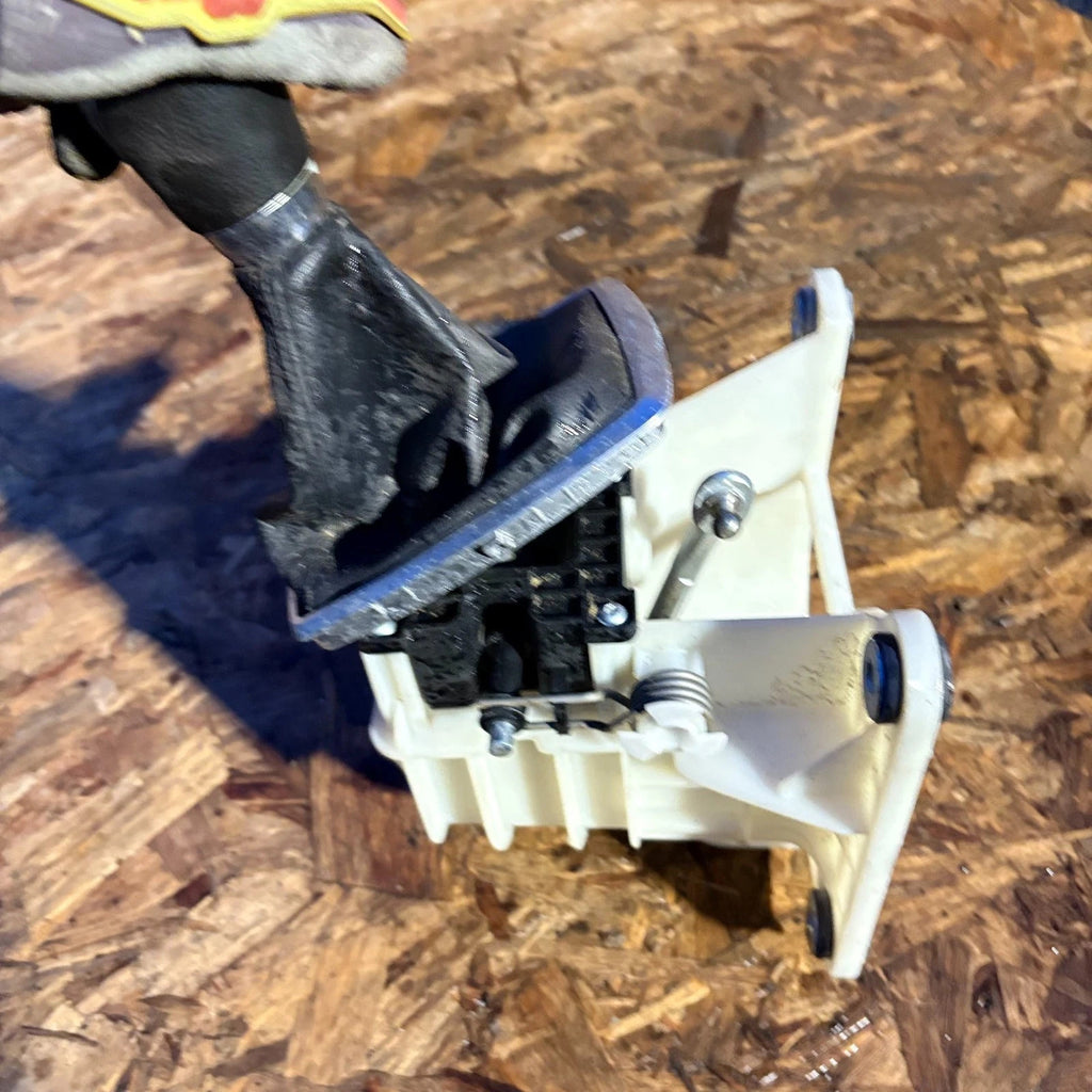 FORD C MAX 5 SPEED MANUAL GEAR BOX SELECTOR 2004-2010
