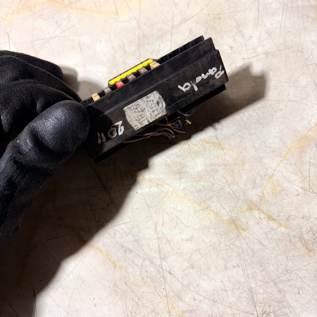 Fiat panda DIAGNOSTIC PLUG WITH WIRE; FUSE HOLDER 2008-2017