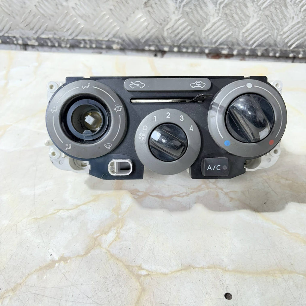 Nissan Cube Z11 2002-2006 HVAC Heater Climate Control Panel 27510-4V00B