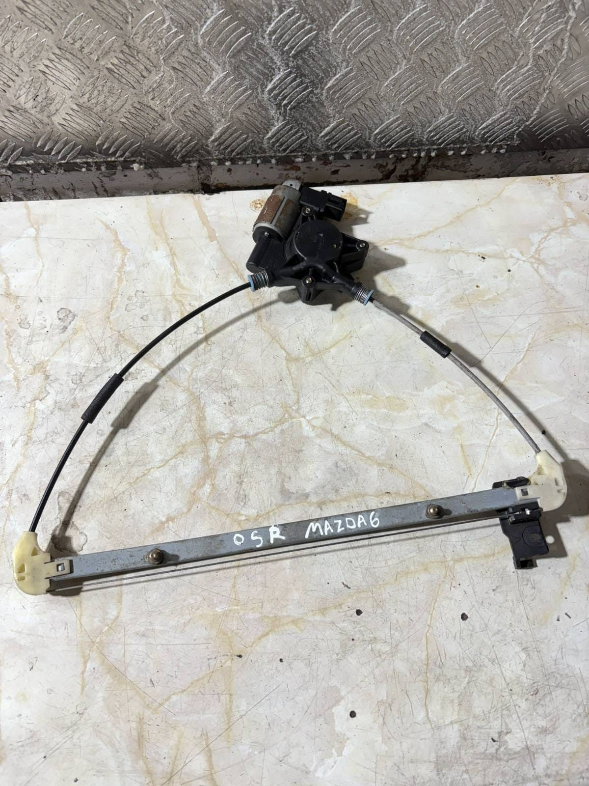 G22C 5958X MAZDA 6 FRONT DOOR ELECTRIC WINDOW REGULATOR AND MOTOR LEFT SIDE
