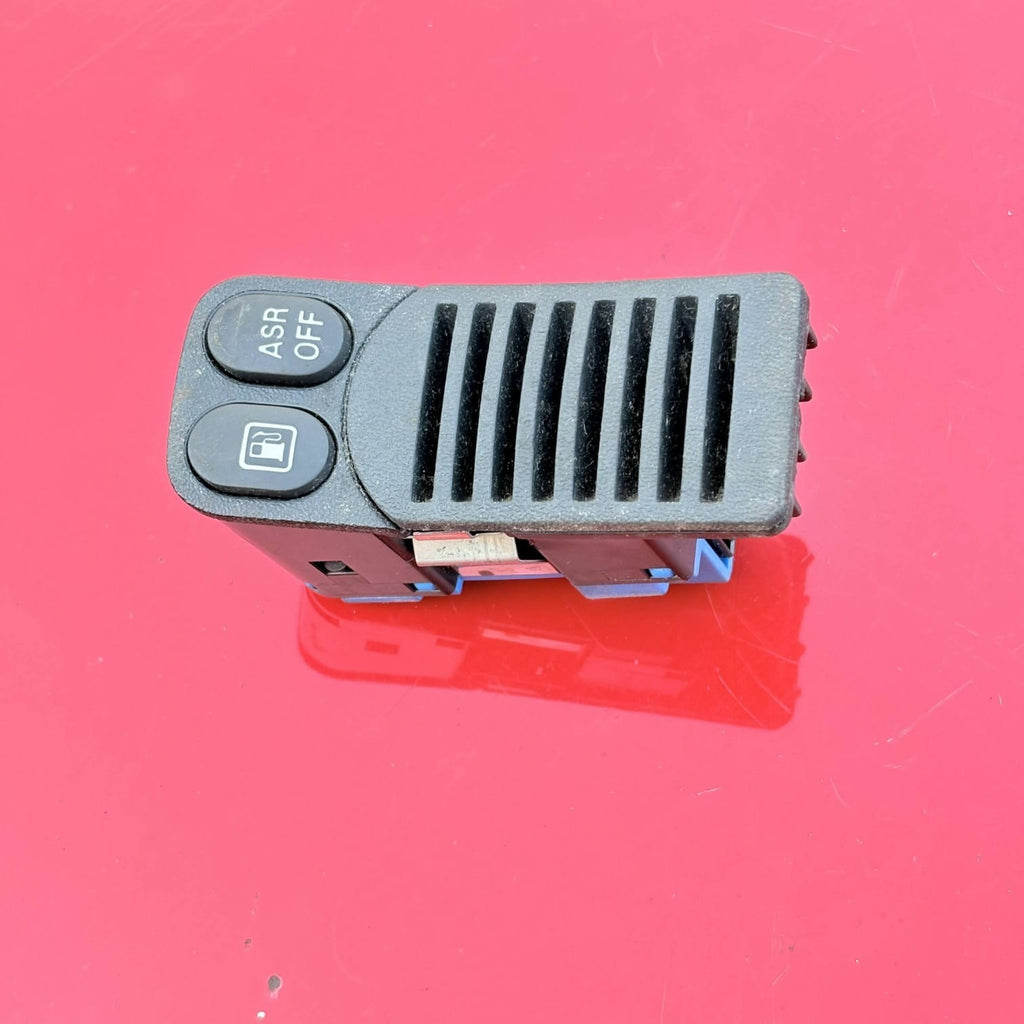 Alfa Romeo GT 2003-2010 Fuel Tank Flap Release ASR OFF Button Switch 156040104