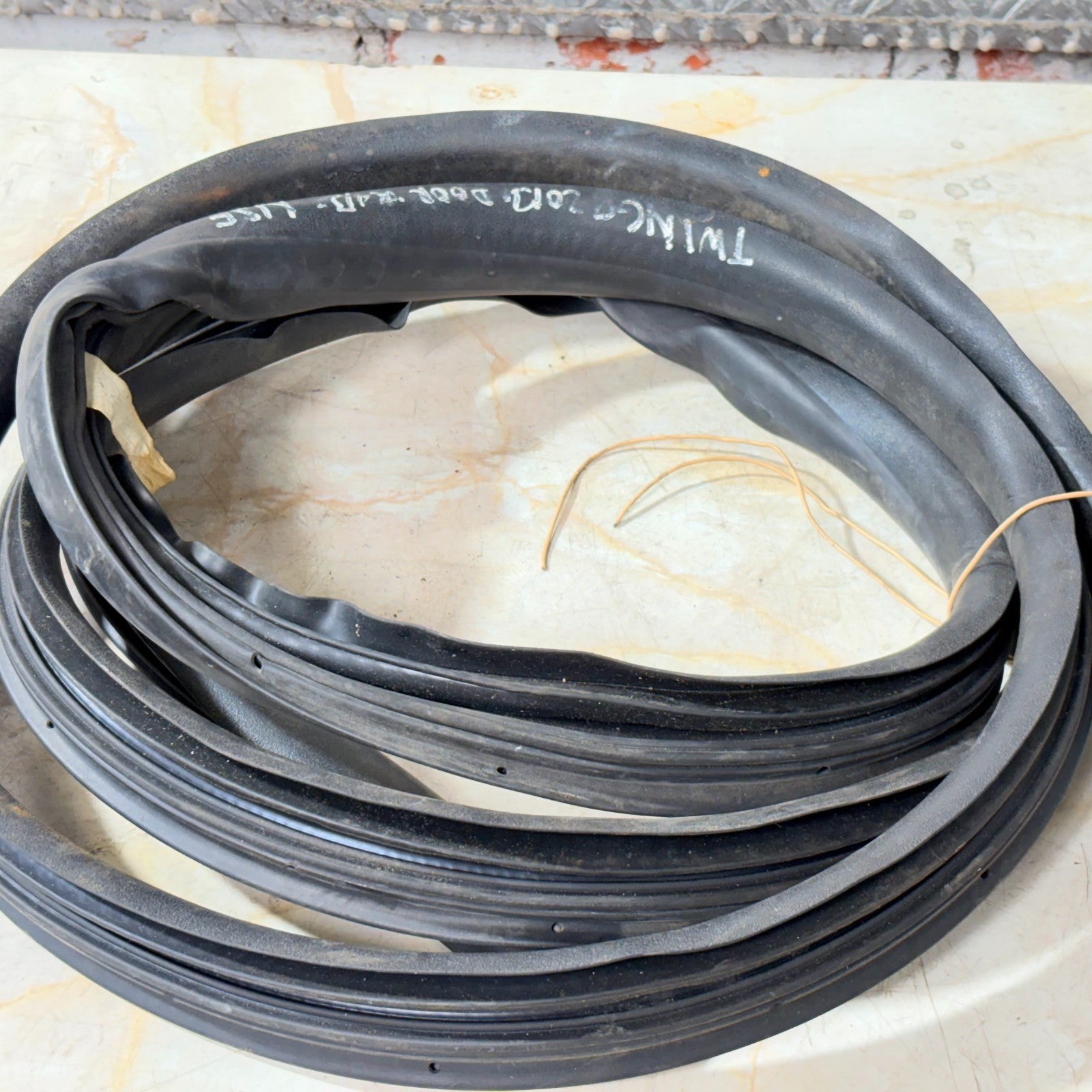 Renault Twingo 2013 Passenger NSF Left Front Door Seal Weatherstrip Rubber