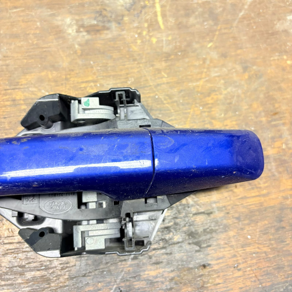 JAGUAR XE X760 EXTERIOR PASSENGER FFRONT DOOR HANDLE IN FIRENZE RED 2017(NSF)