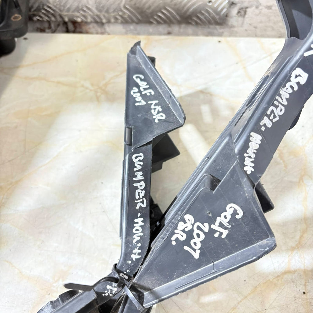 VW Golf Plus Rear Bumper Guide Brackets L+R 2005-2014 5M0807375 5M0807376