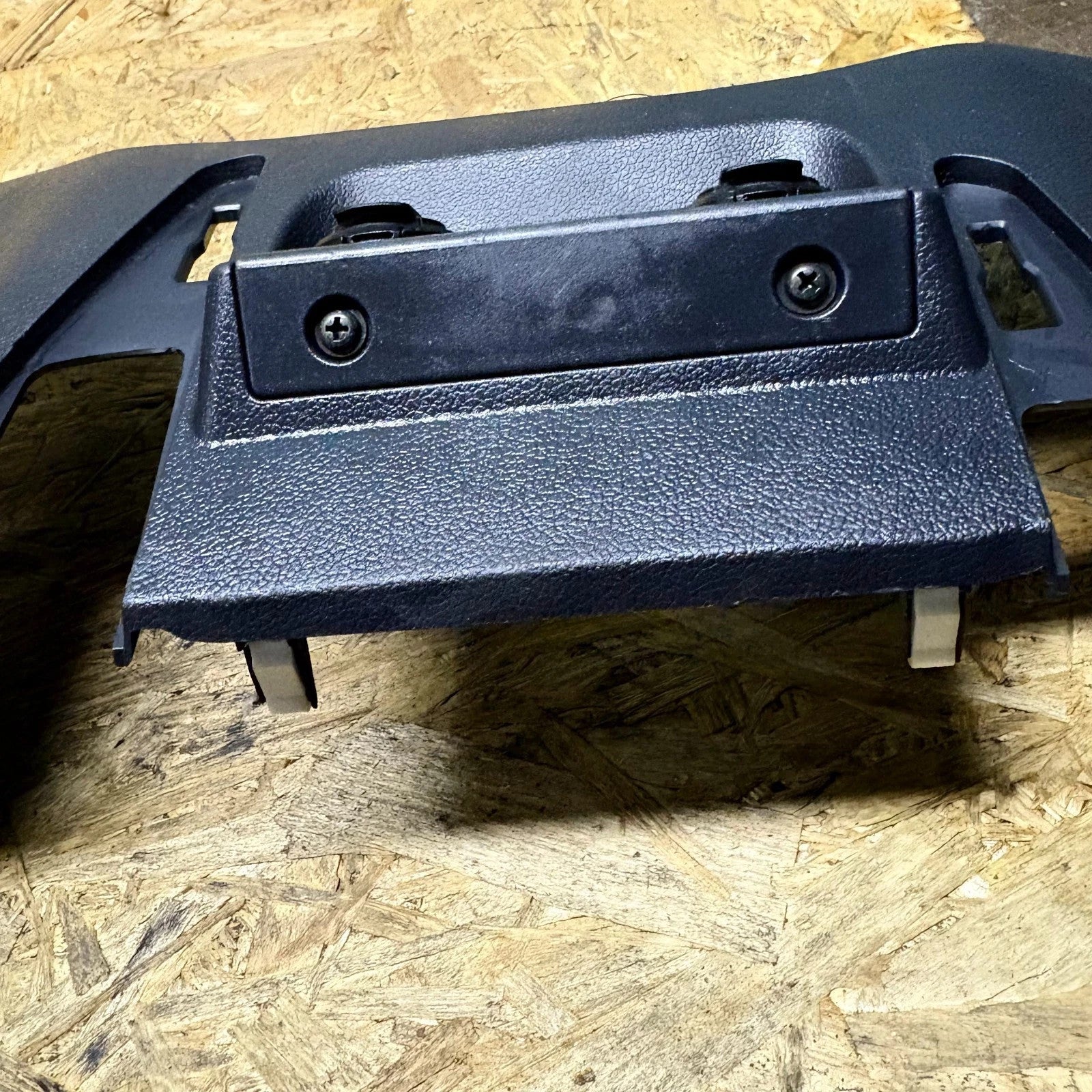 Kia Rio Mk3 UB/QB 2011-2017 RHD USB AUX 12V Socket Dash Trim Panel 84761-1W900