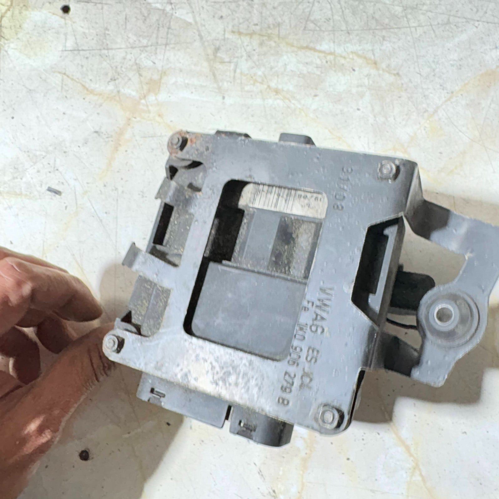 2009 VOLKSWAGEN GOLF VACUUM CONTROL UNIT 1K0906279B