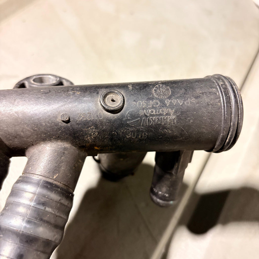 Volvo V50 05-11 S40 05-12 C30 06-12 V70 09-11 S80 10-11 1.6D Coolant Pipe 011252