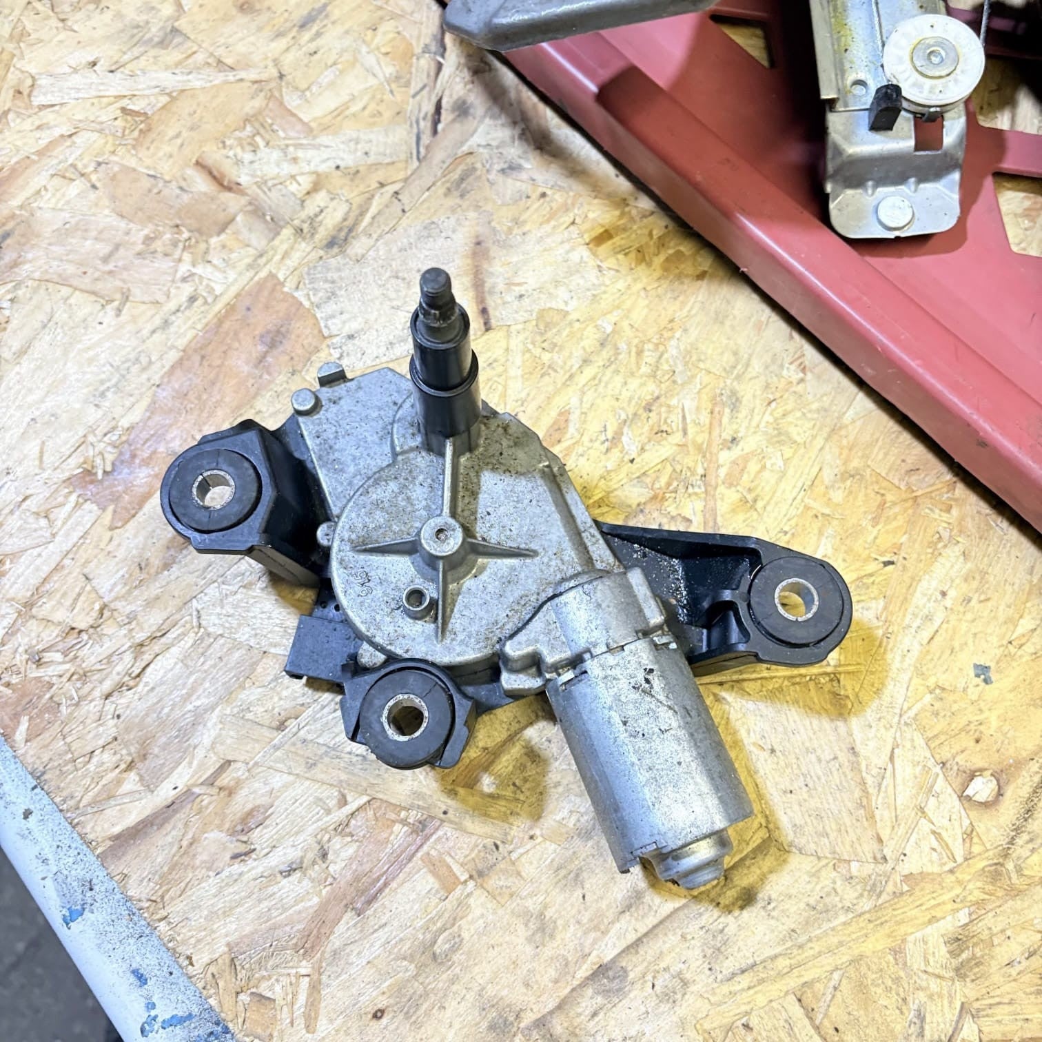 Nissan Qashqai Mk1 Rear Wiper Motor 28710JD000