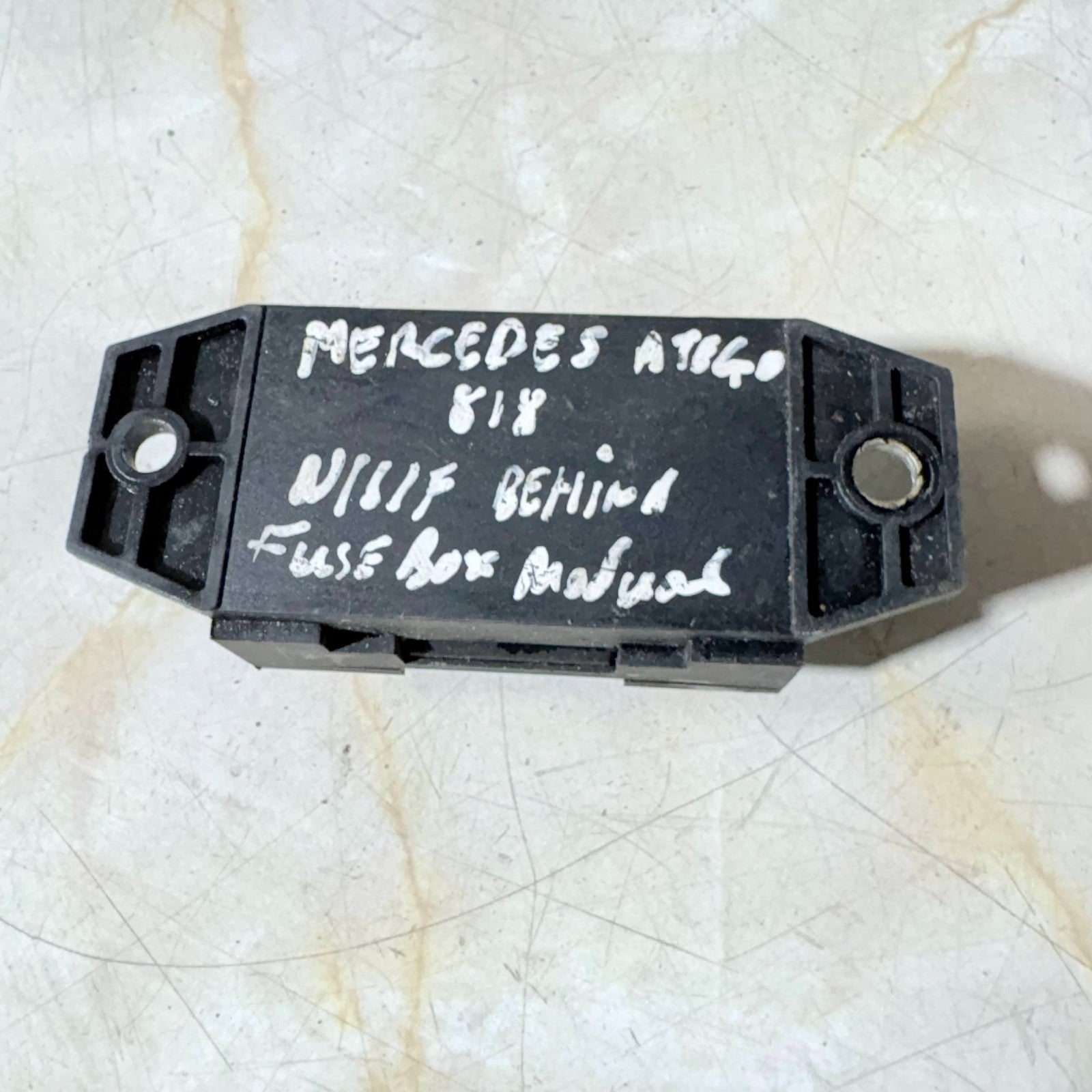 Mercedes-Benz Atego 818 Passenger N/S/F Behind Fuse Box Electrical Module
