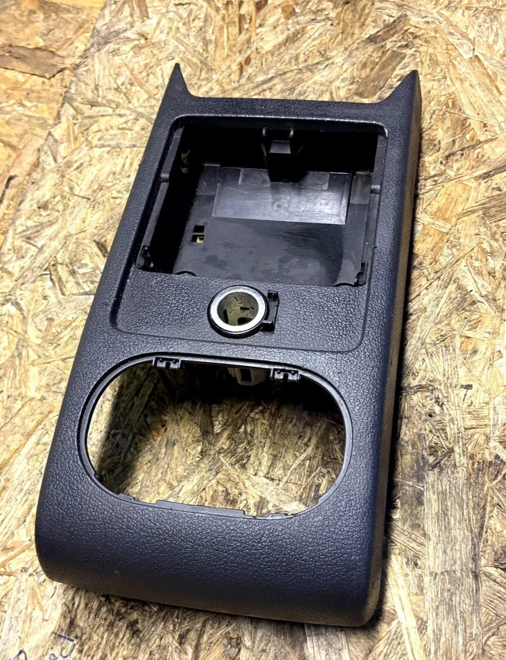 VW Golf Plus Mk5 2005-2009 Rear Centre Console Air Vent Trim 5M0863289A