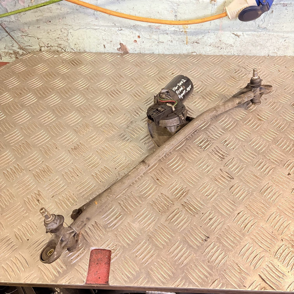 Rover 75 MG ZT 2002 Front Wiper Motor with Linkage: 0390241358