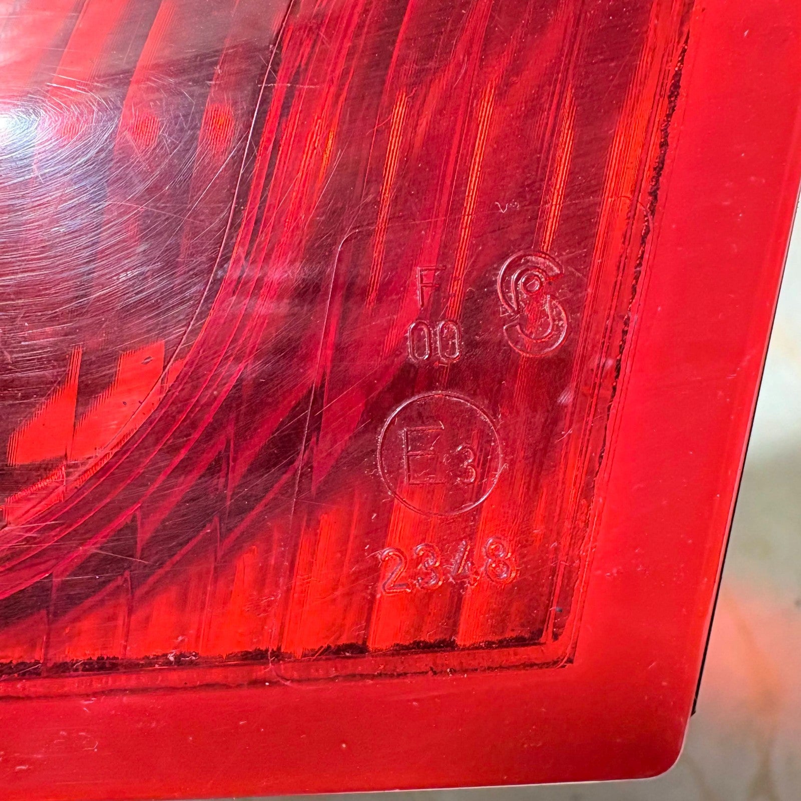 2004-2013 MITSUBISHI COLT REAR TAIL LIGHT MN105624