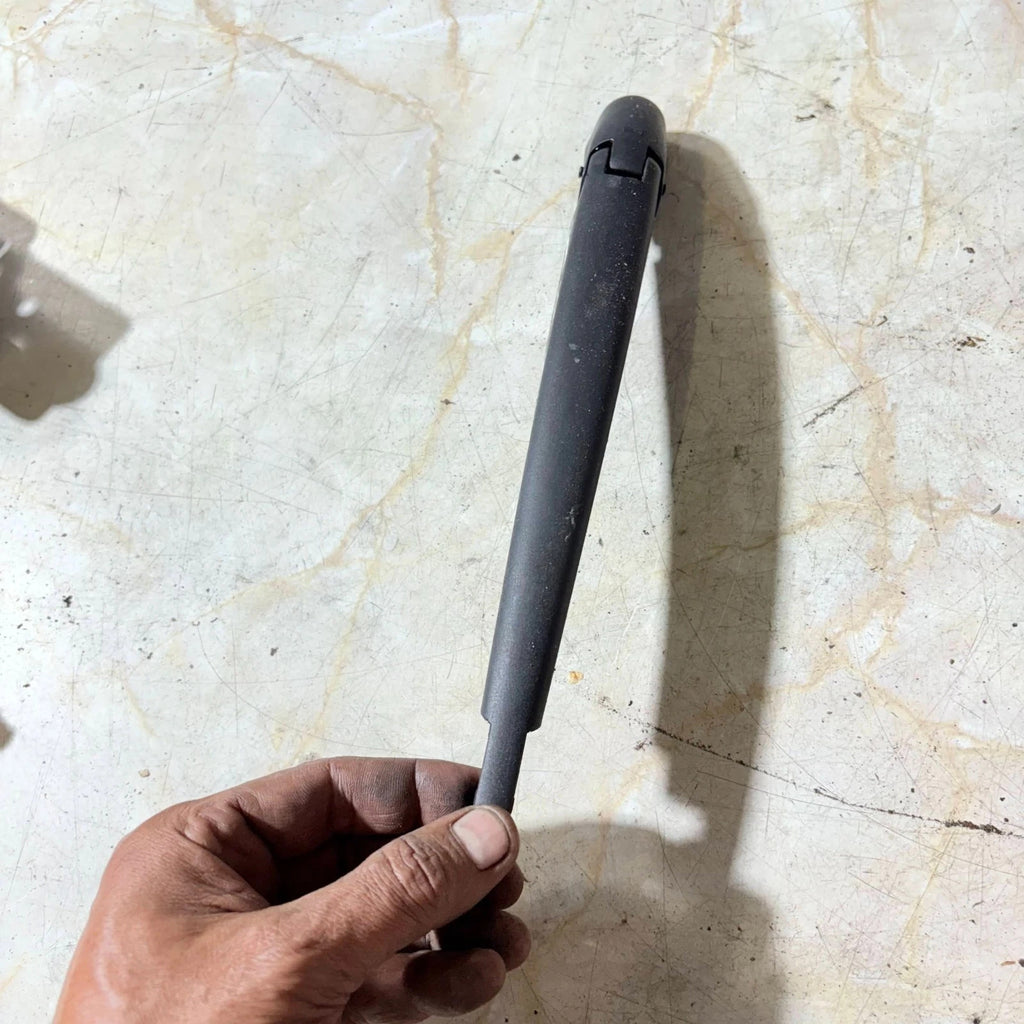 Fiat 500 / Ford KA Rear Wiper Arm (2008 onward)