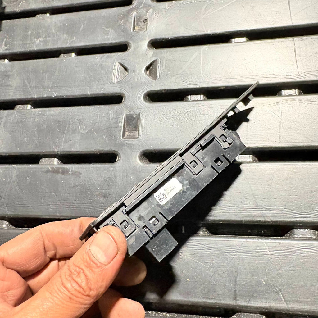 BMW 116i 2004-2011 E87 Traction Sports/ECO Pro Switch 9391704-01