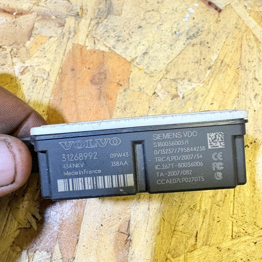 2009 Volvo Central Locking Keyless Remote Control Module 31268992
