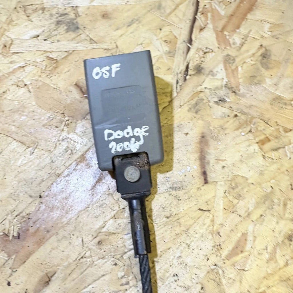 Dodge 2006 Front Right Driver Seatbelt Buckle Stalk Receiver OSF