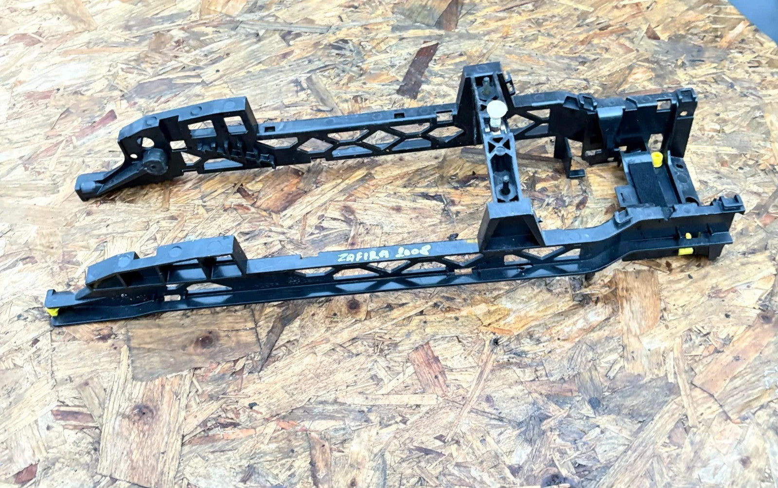 VAUXHALL ZAFIRA B 2005-2014 CENTRE CONSOLE HOUSING BRACKET SUPPORT