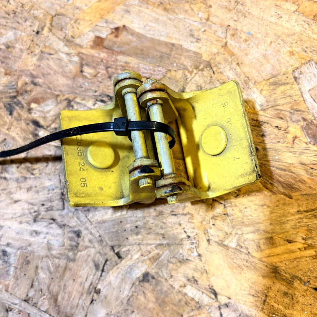 Peugeot 1007 2005 Left/Right Door Hinge