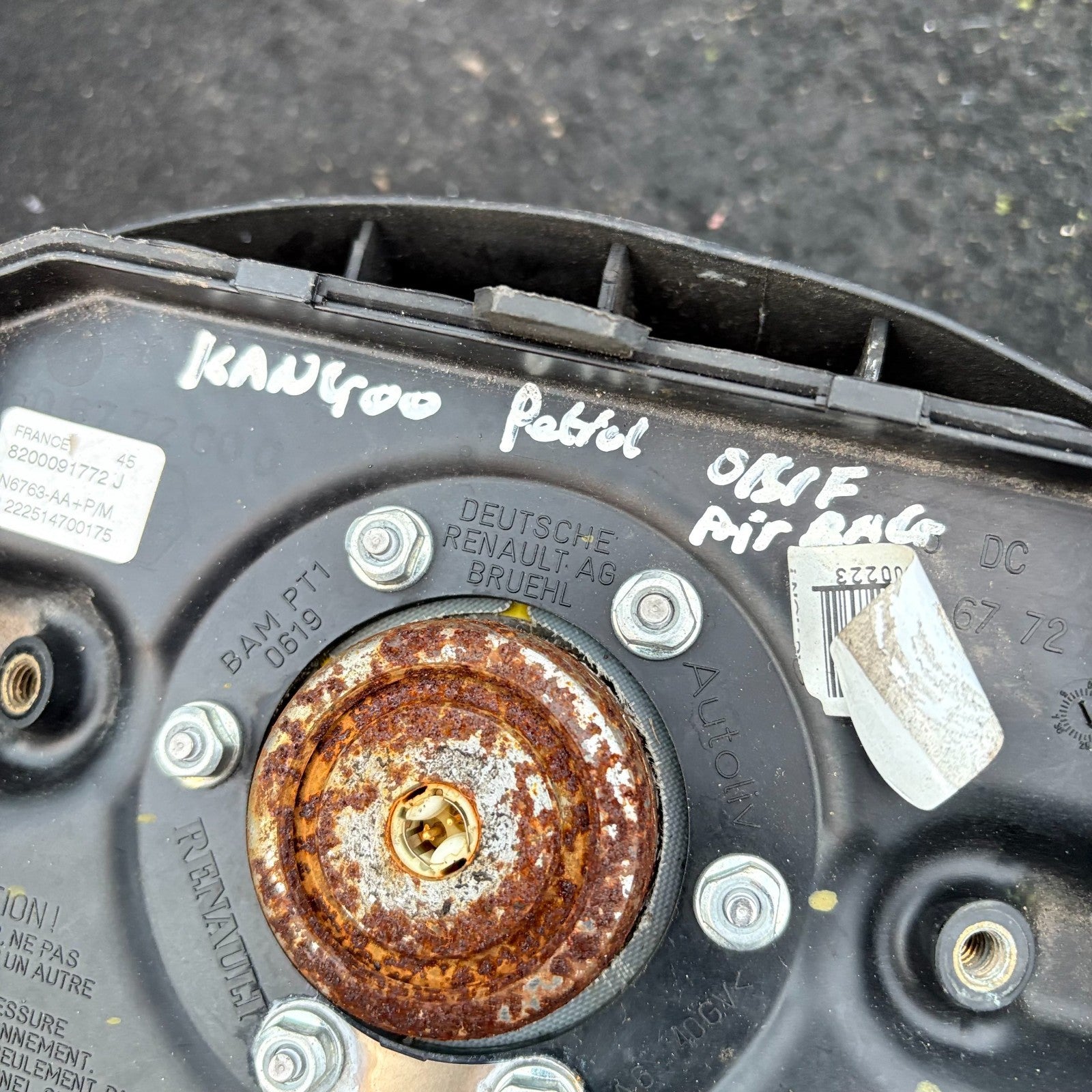 RENAULT KANGOO 1997-2008 OFFSIDE DRIVER STEERING WHEEL SRS 8200091772J