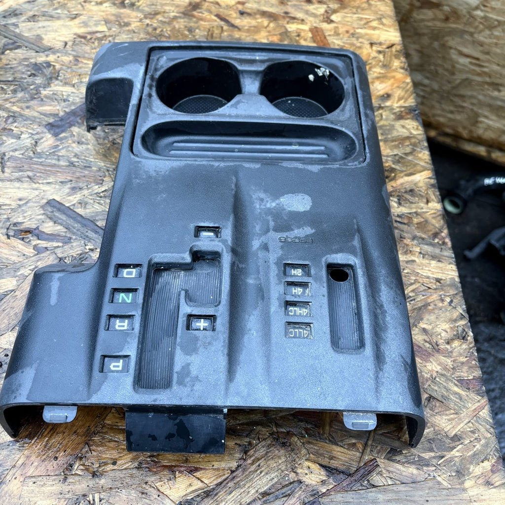 2001MITSUBISHI PAJERO III V7W V6W Cup Holder MR444930 3.20 Diesel 118kw 25503252