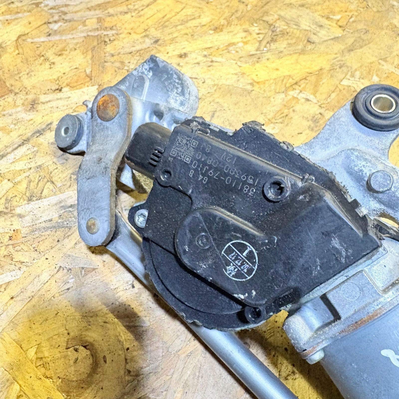 BMW MINI 2001-2006 FRONT WIPER MOTOR LINKAGE 38110-79J10