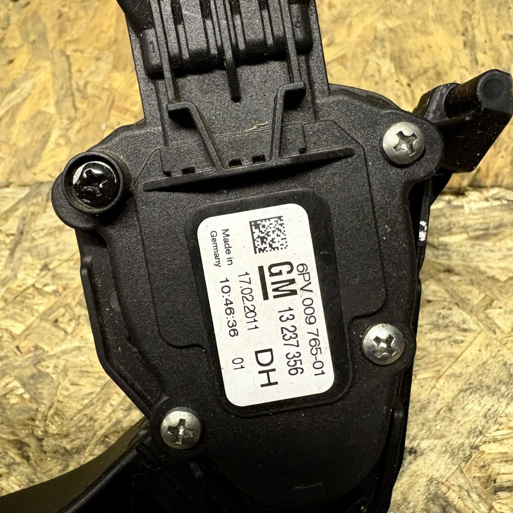 Vauxhall Insignia Mk1 2008-2017 Accelerator/Throttle Pedal 13237356 RHD