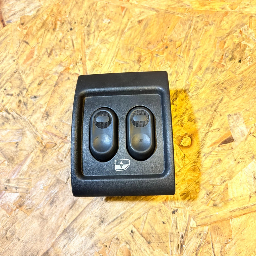 Chrysler PT Cruiser 2.4 2-WAY electric rear window switch pack