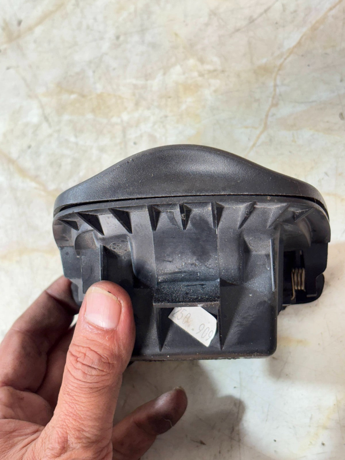 2006 Peugeot 206 ashtray 9627639377