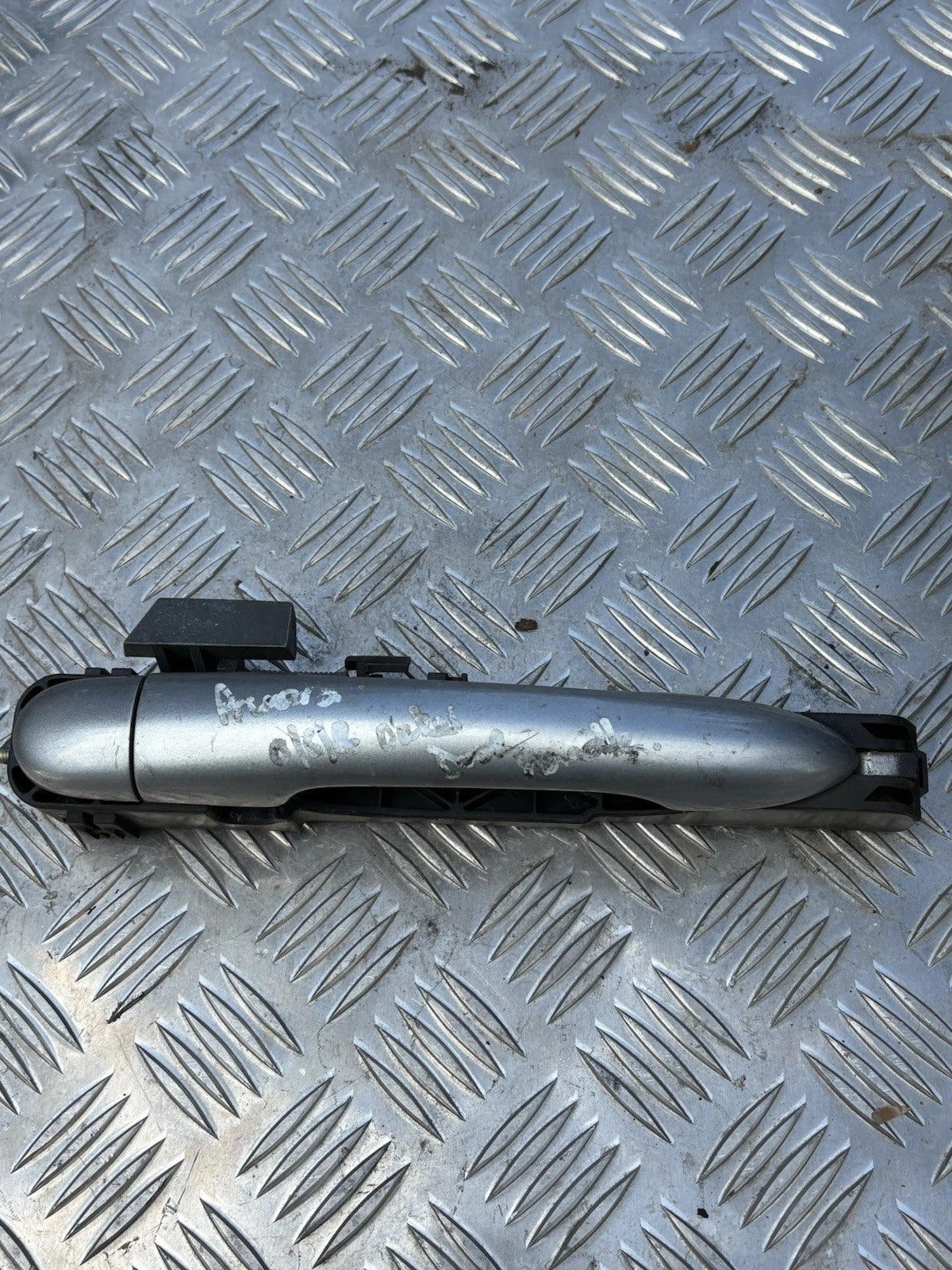 Nissan Primera 2006 P12 Osr Drivers Rear Right Outer Door Handle 80610-av600