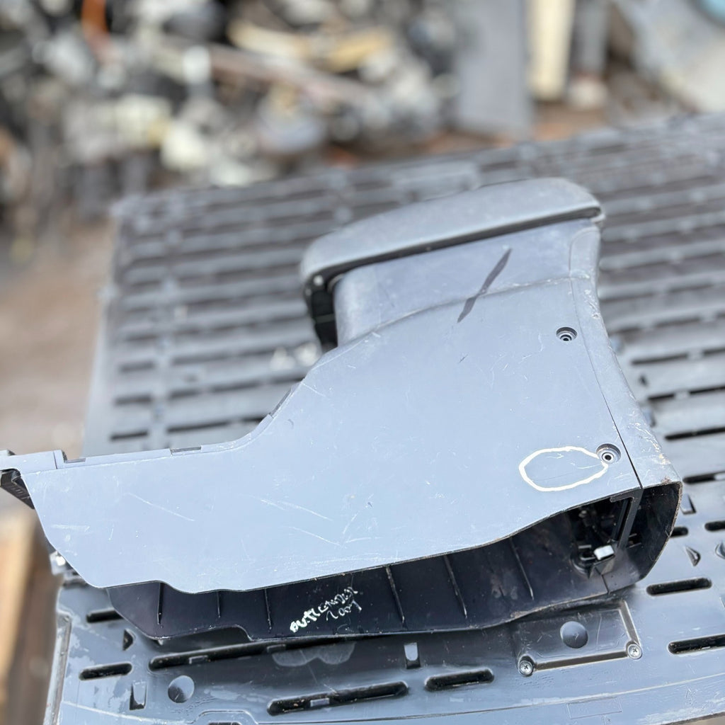 Mitsubishi Outlander MK2 CW 2007-2012 Centre Console Armrest 8011A083/4-1