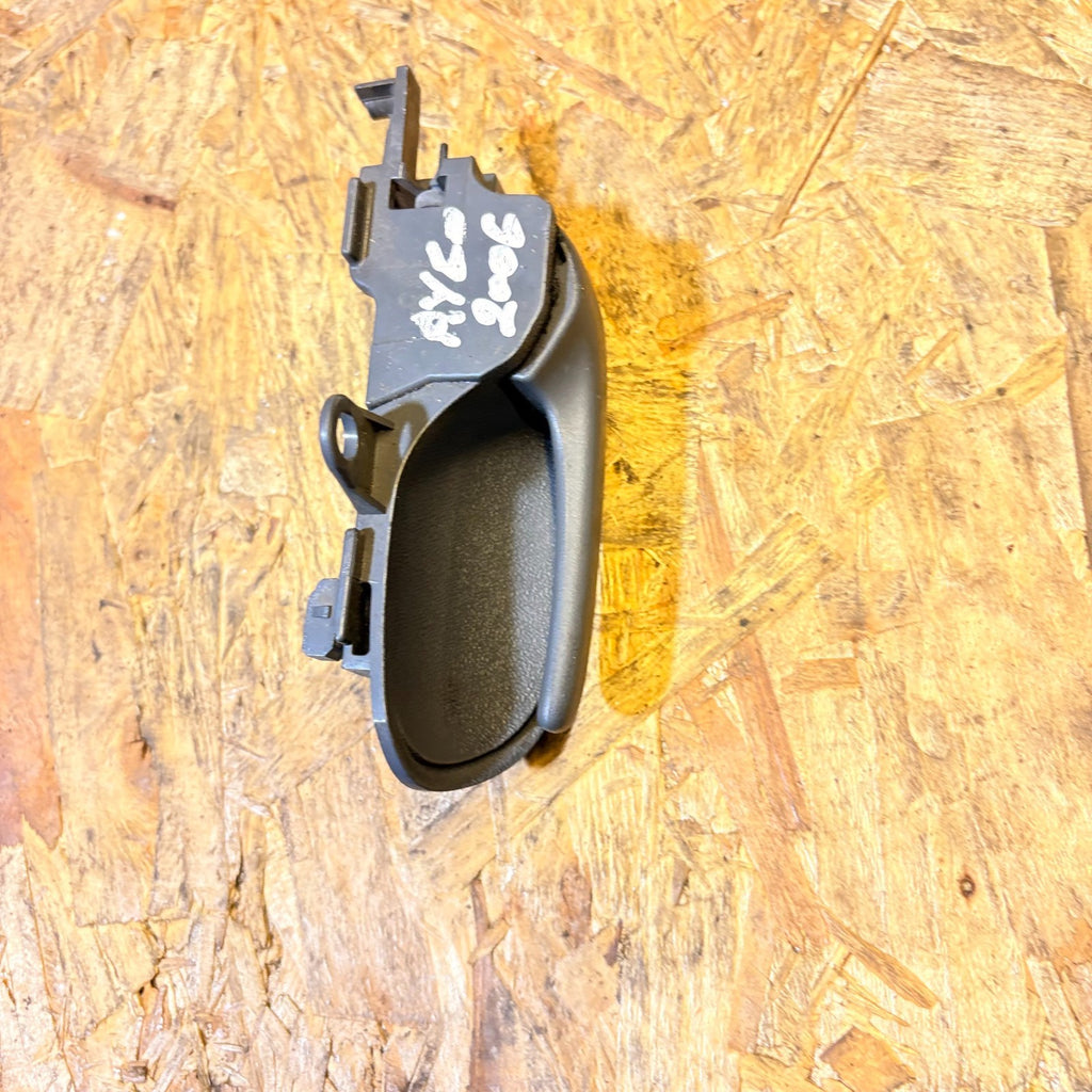 Toyota Aygo 2005-2014 Driver Side Front Inner Door Handle Black 69205-0D060