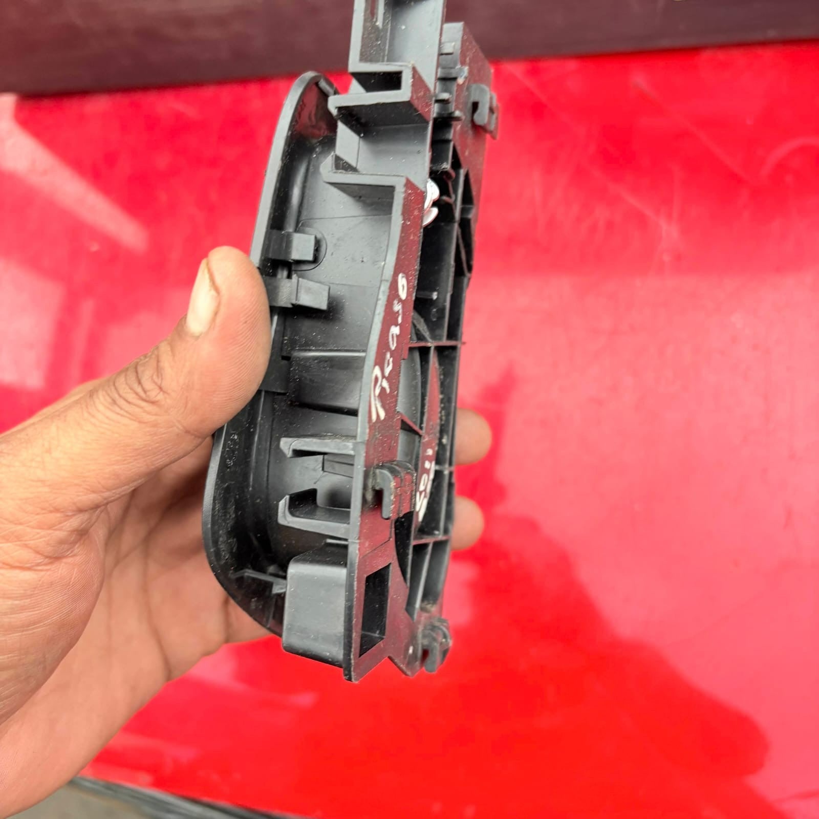 Citroen C3 Picasso Rear Right Interior Door Handle Opener 1904002 09-15
