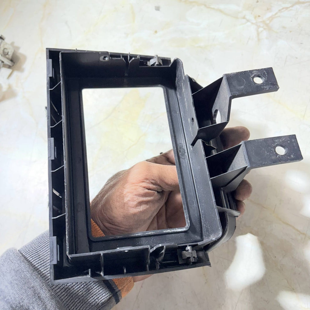 Renault Laguna Sat Nav Screen Trim 8200034360
