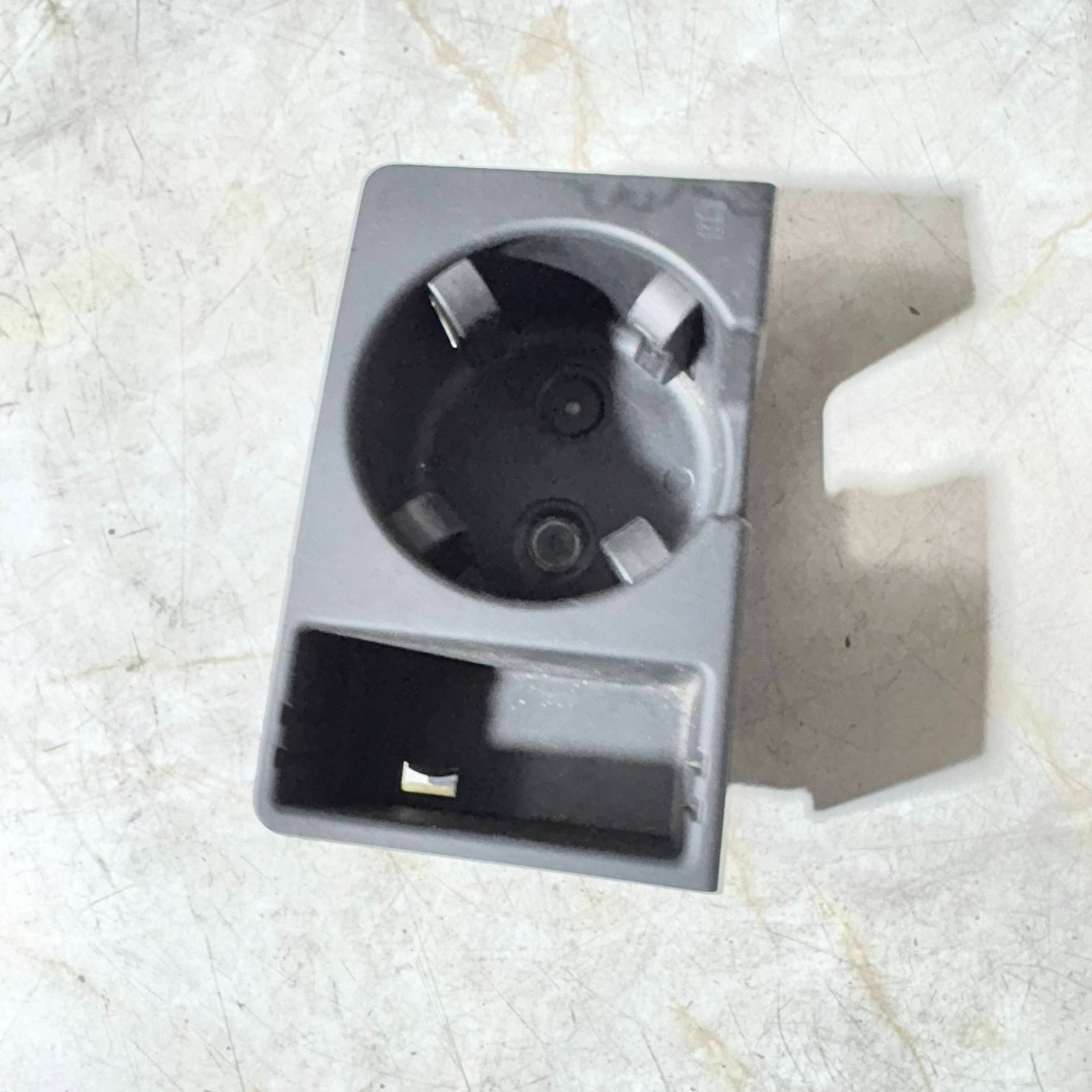 Audi A6 2005?2011 Centre Console Cup Holder