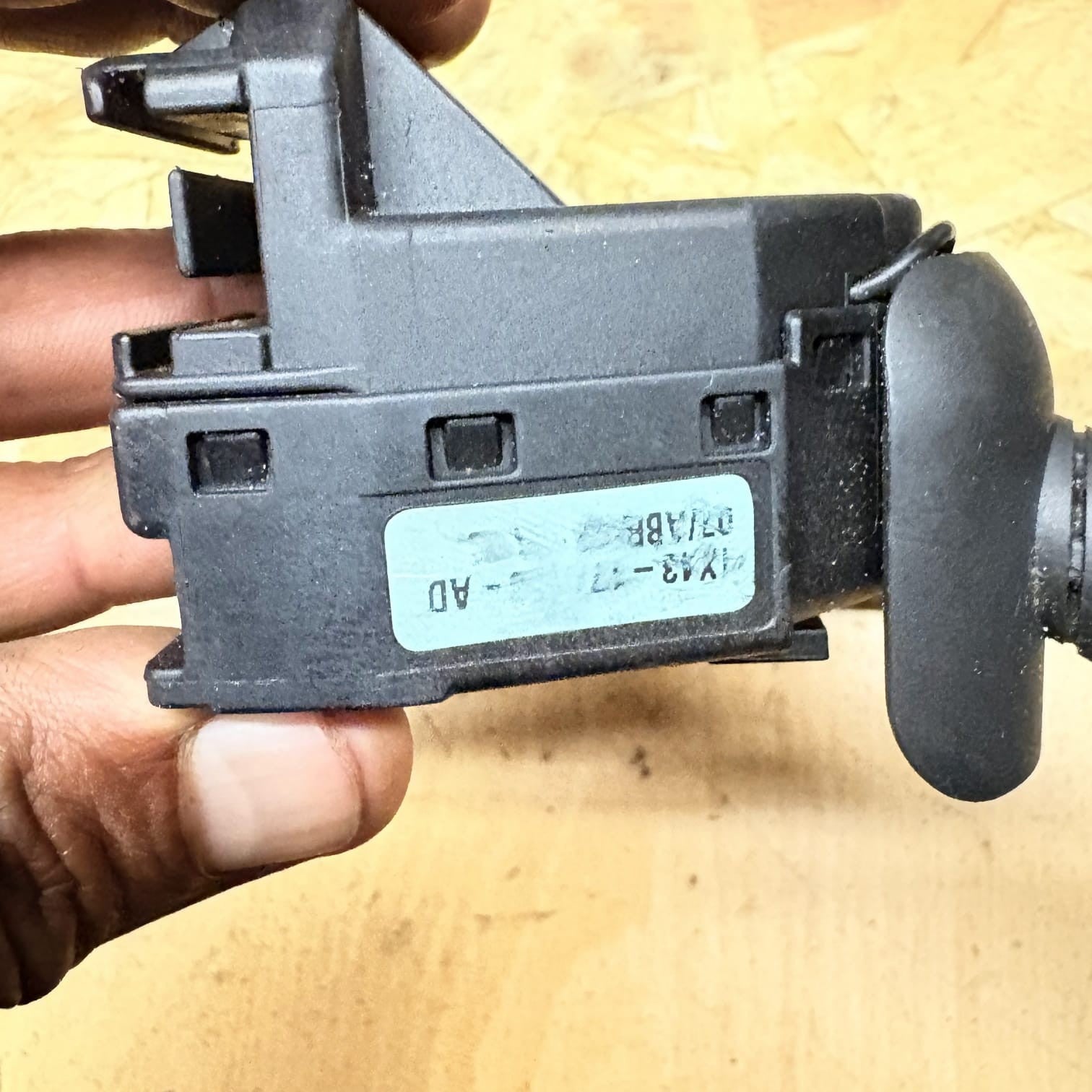 2001-2009 JAGUAR X-TYPE WINDSCREEN WIPER STALK SWITCH LEVER ARM