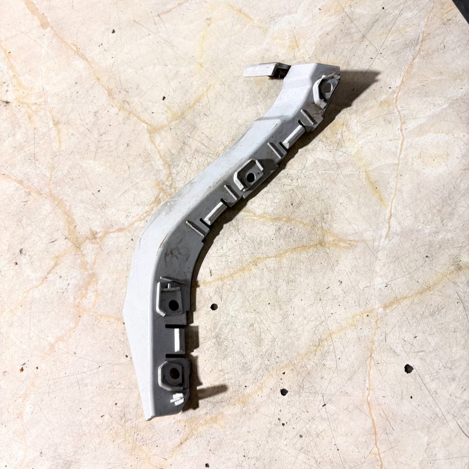 RANGE ROVER EVOQUE REAR LEFT BUMPER BRACKET 15-19 BJ32-17A882-AC