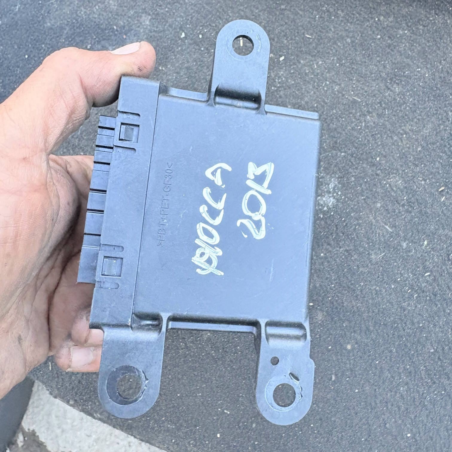 VAUXHALL OPEL MERIVA 2013 13354532 0263004446 6002JC1700 PARKING SYSTEM RELAY