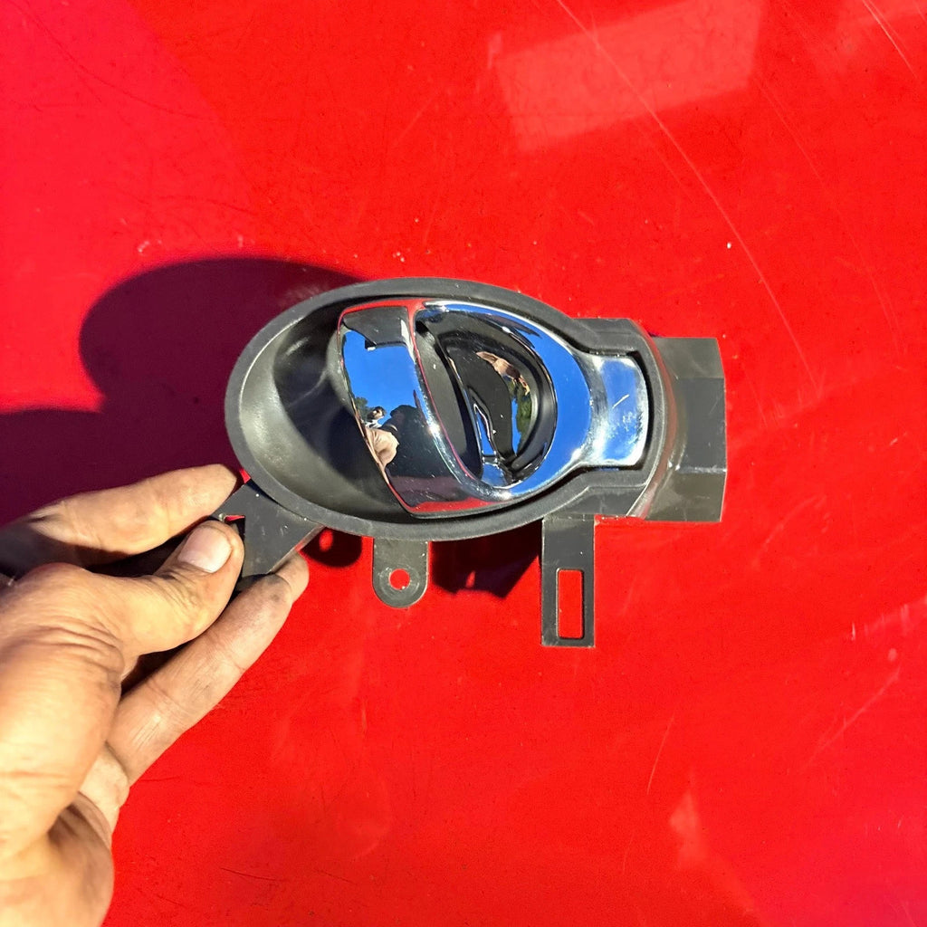 Nissan Juke Right Driver Nearside Rear Inner Door Handle 2010-2019