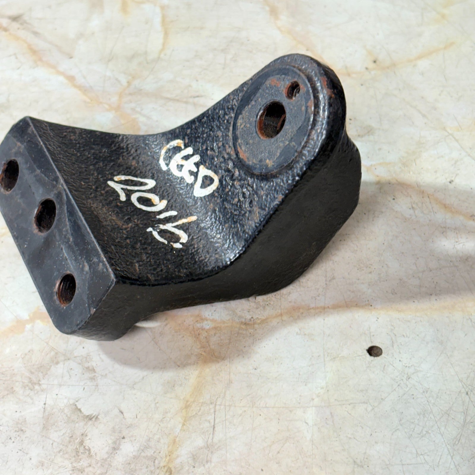 Kia Ceed JD 2012-2018 Engine Mounting Support Bracket 218253X000