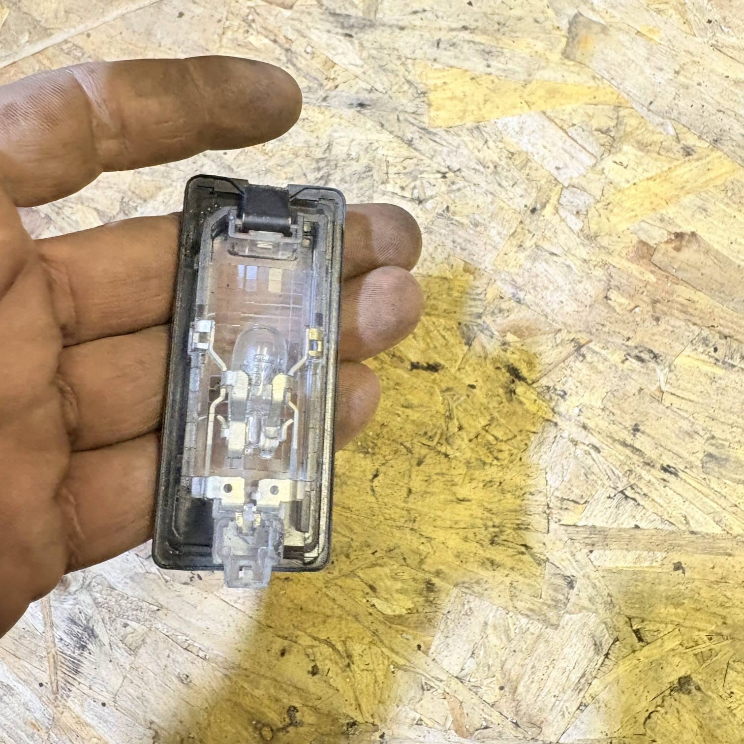 Number Plate License Light Lamp Octavia Mk3 5E5 Estate Non-LED VW